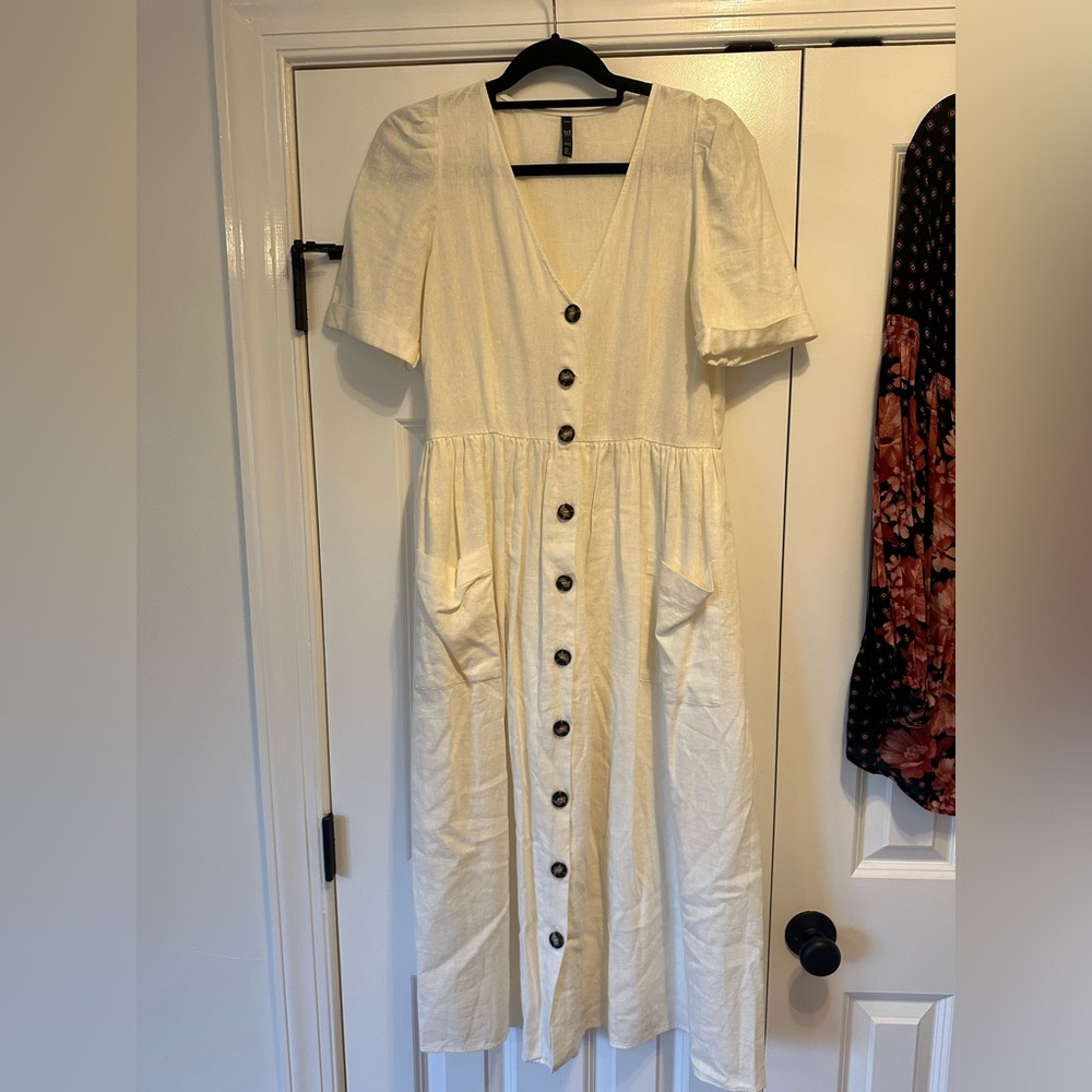 Zara trf cream button down dress - Picture 2 of 2
